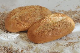 Bułka pszenna z sezamem (waga 100g)